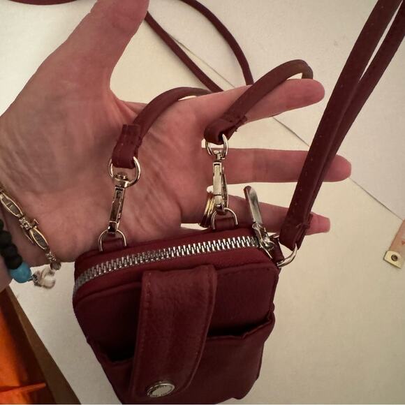 Safe Keeper Crossbody Wallet purse wristlet - Picture 3 of 11